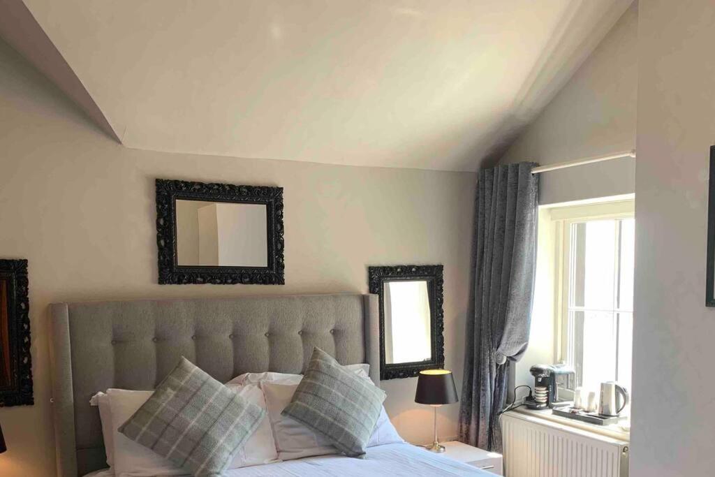Chandlers Apartment Ascog エクステリア 写真